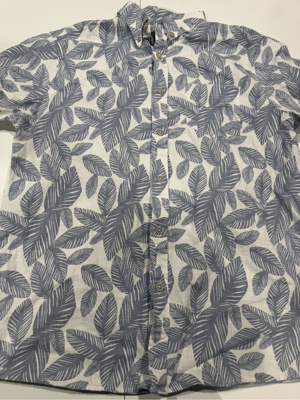 ROWN Men's Leaf-Print Button-Down Shirt in Blue Size Large